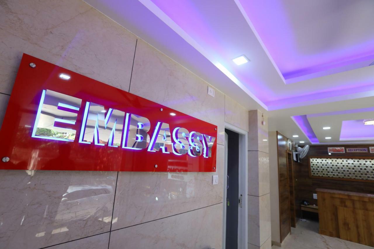 Hotel Embassy Bangalore Eksteriør bilde
