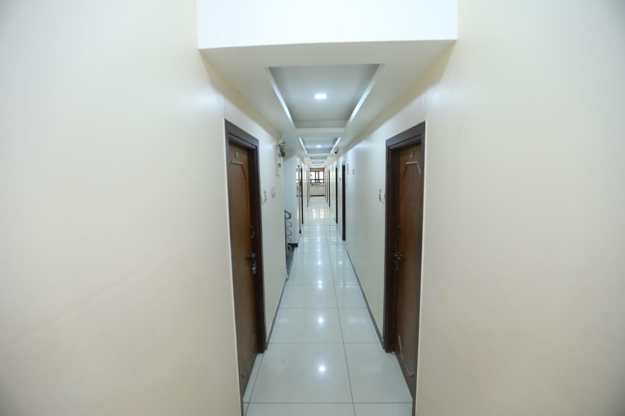 Hotel Embassy Bangalore Eksteriør bilde