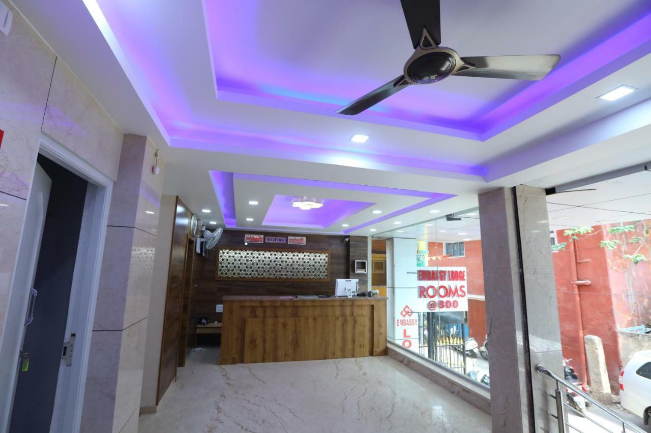 Hotel Embassy Bangalore Eksteriør bilde